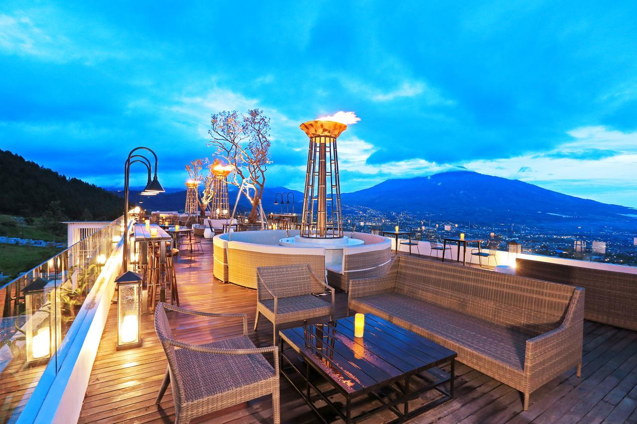 Amartahills Hotel And Resort Batu  Eksteriør bilde